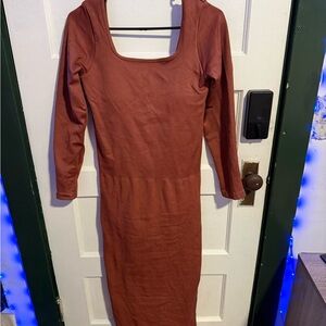 HALARA Rust Long Sleeve SquareNeck Midi Dress size XL. D19